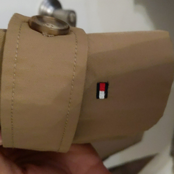 Classic Tommy Hilfiger Double-breasted Trench w/ Hood, Belt,& Pockets sz XS, Tan - Picture 12 of 14
